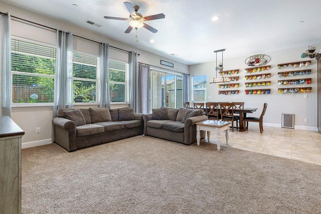 5796 N San Miguel Avenue, Fresno, CA 93723