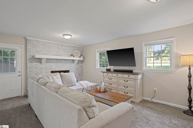 102 Branchview Court, Simpsonville, SC 29680