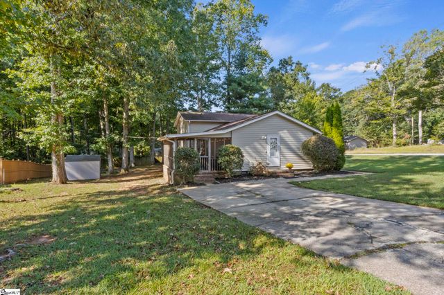 102 Branchview Court, Simpsonville, SC 29680