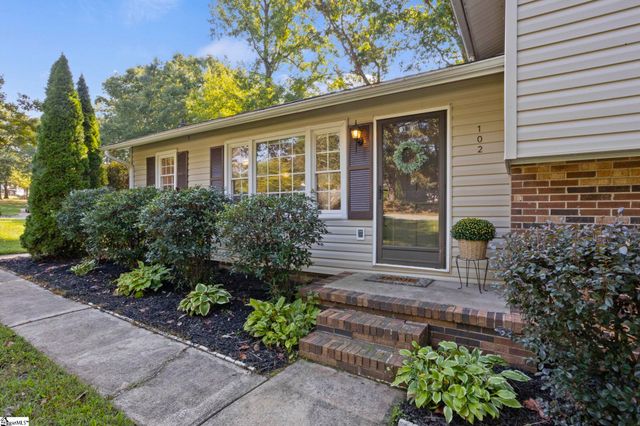 102 Branchview Court, Simpsonville, SC 29680