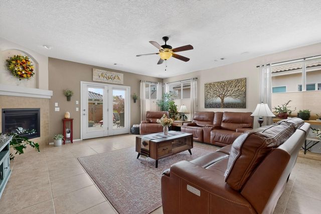 948 Evening Primrose Lane, Bernalillo, NM 87004