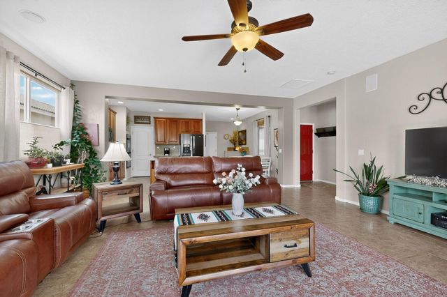 948 Evening Primrose Lane, Bernalillo, NM 87004