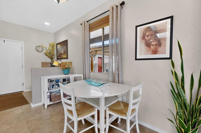 948 Evening Primrose Lane, Bernalillo, NM 87004