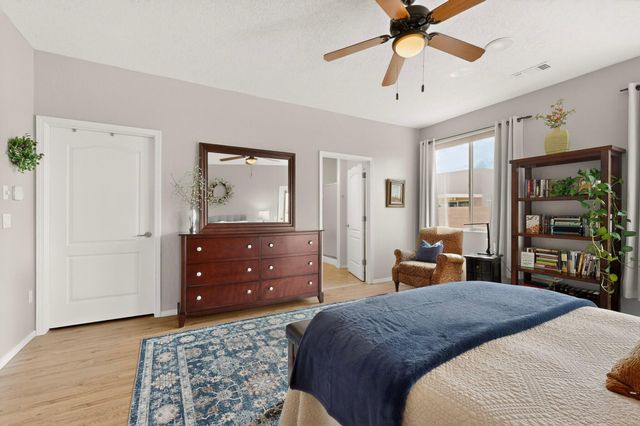 948 Evening Primrose Lane, Bernalillo, NM 87004