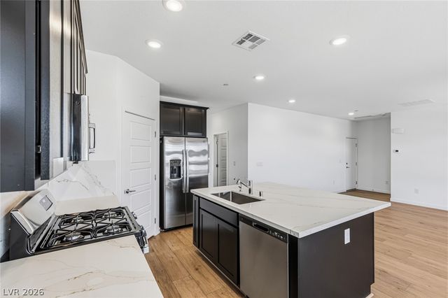 900 Regent Terrace Lane, Las Vegas, NV 89138