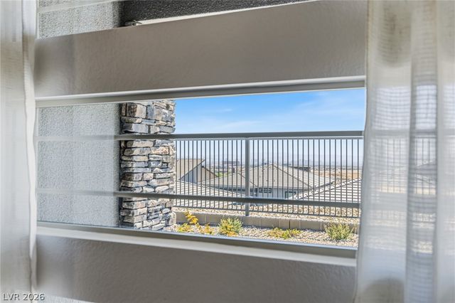 900 Regent Terrace Lane, Las Vegas, NV 89138