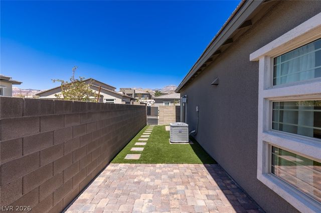 900 Regent Terrace Lane, Las Vegas, NV 89138