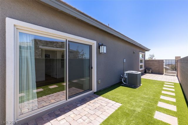 900 Regent Terrace Lane, Las Vegas, NV 89138