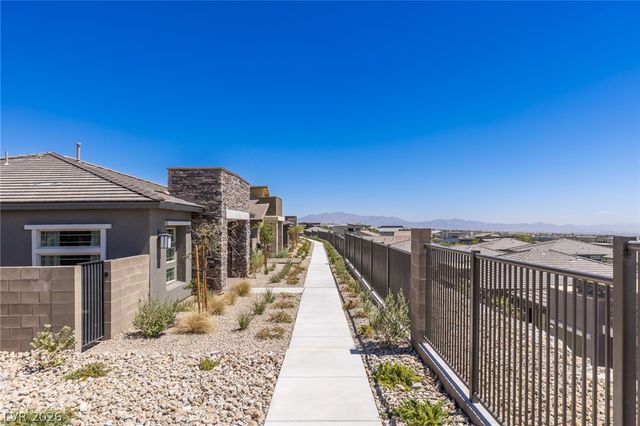 900 Regent Terrace Lane, Las Vegas, NV 89138