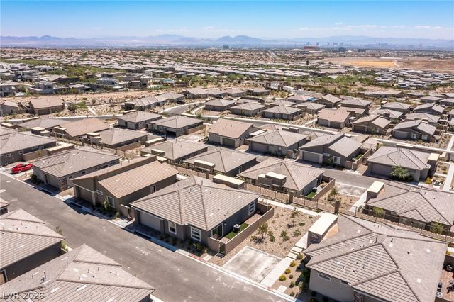 900 Regent Terrace Lane, Las Vegas, NV 89138