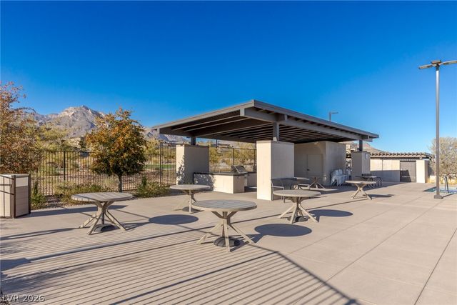 900 Regent Terrace Lane, Las Vegas, NV 89138