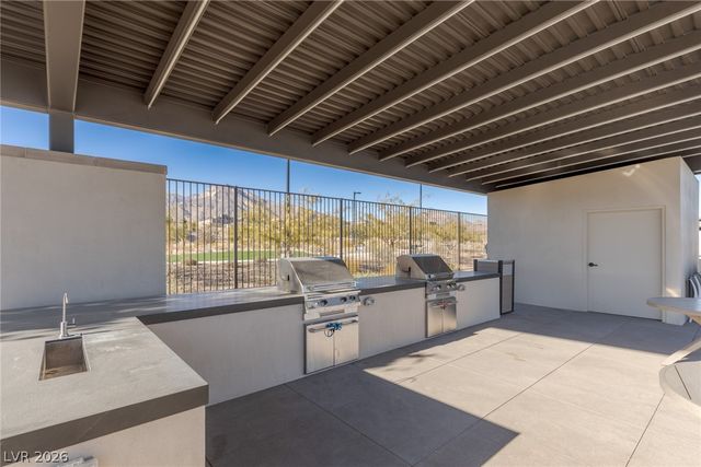 900 Regent Terrace Lane, Las Vegas, NV 89138