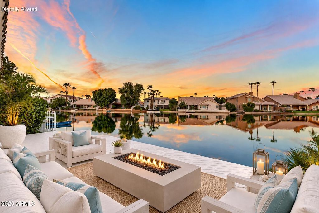 521 S MARINA Drive, Gilbert, AZ 85233 — photo 2