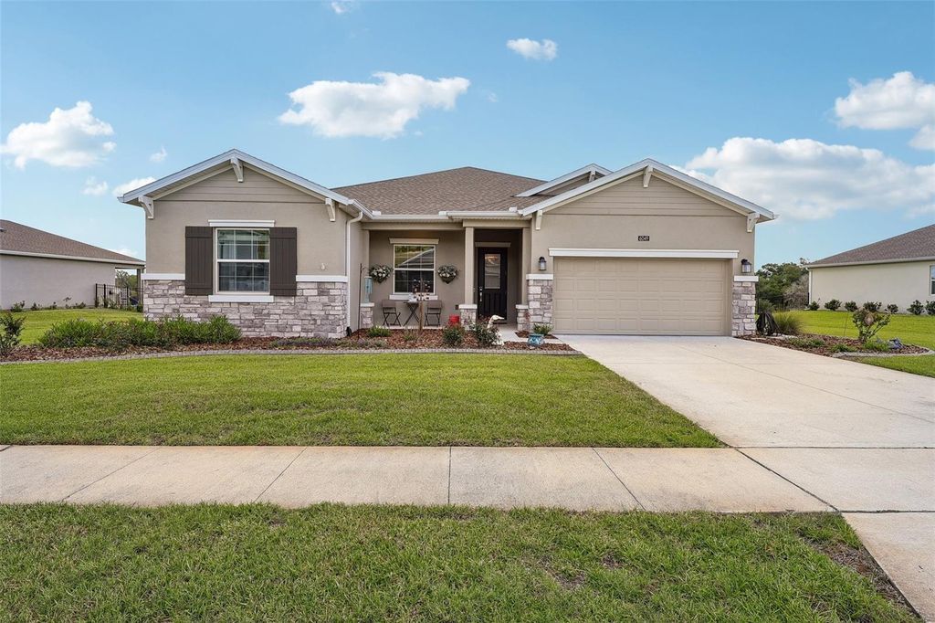 6049 CLAYSTONE WAY, Mount Dora, FL 32757