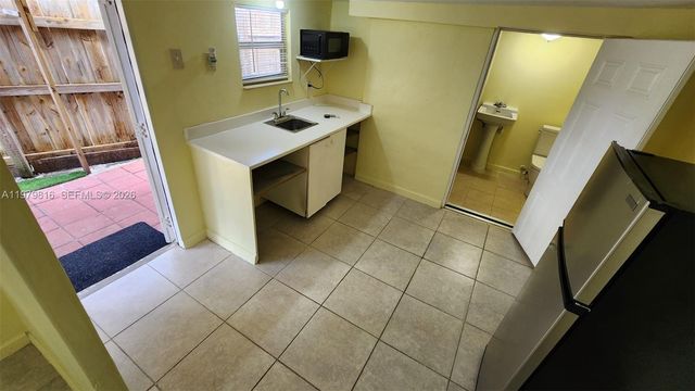 20120 NW 11th Ct, Miami Gardens, FL 33169