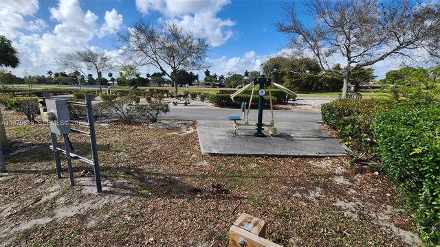 20120 NW 11th Ct, Miami Gardens, FL 33169