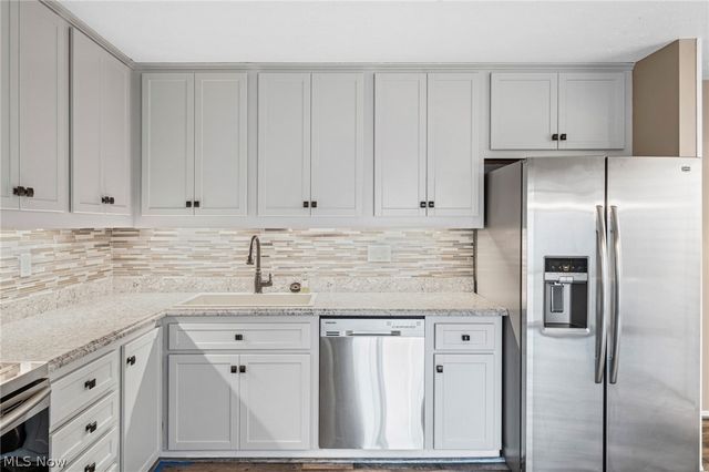 11025 Southwind Court, Strongsville, OH 44149
