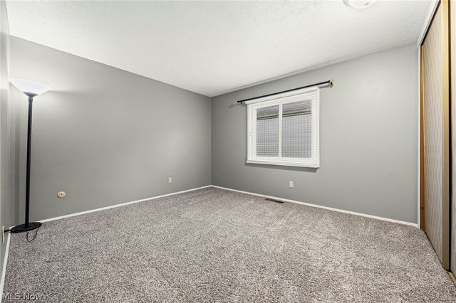 11025 Southwind Court, Strongsville, OH 44149