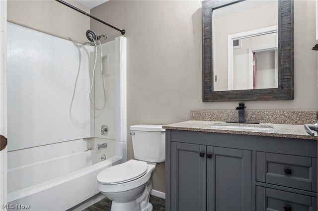 11025 Southwind Court, Strongsville, OH 44149