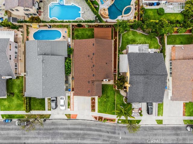 17203 Leslie, Cerritos, CA 90703