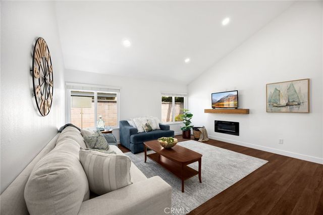 17203 Leslie, Cerritos, CA 90703