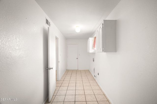 10560 Crete Drive, El Paso, TX 79924