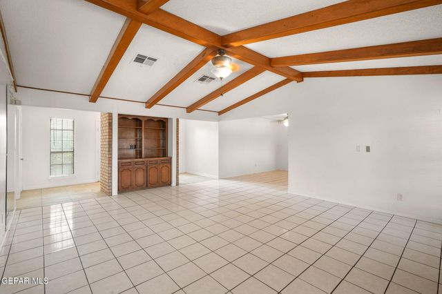 10560 Crete Drive, El Paso, TX 79924
