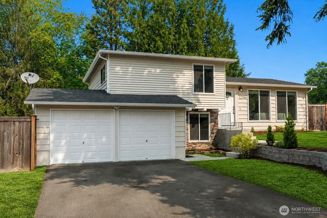 12704 NE 142nd Court, Kirkland, WA 98034