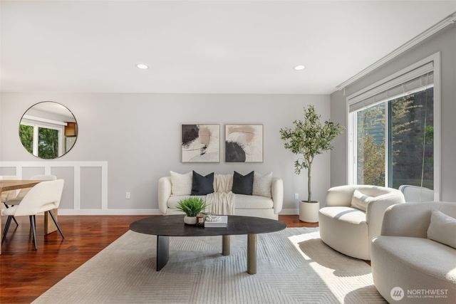 12704 NE 142nd Court, Kirkland, WA 98034