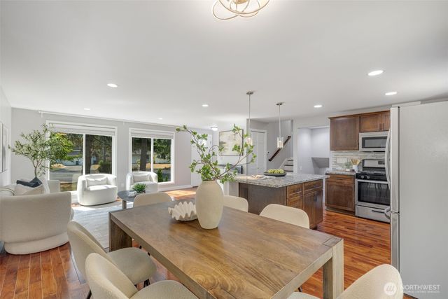 12704 NE 142nd Court, Kirkland, WA 98034