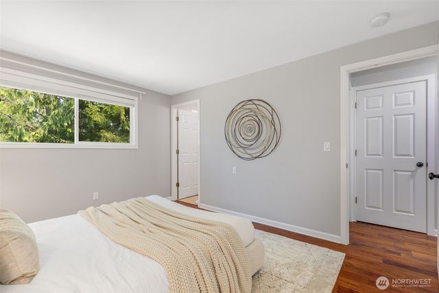12704 NE 142nd Court, Kirkland, WA 98034