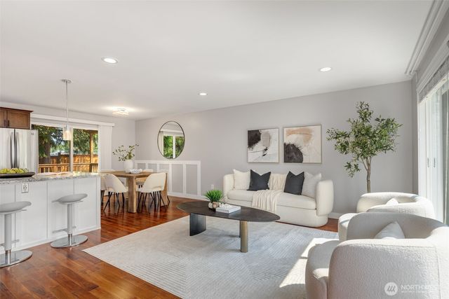 12704 NE 142nd Court, Kirkland, WA 98034