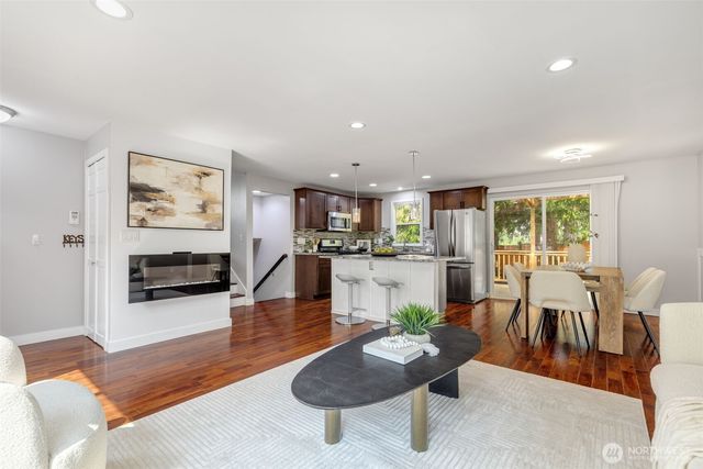 12704 NE 142nd Court, Kirkland, WA 98034
