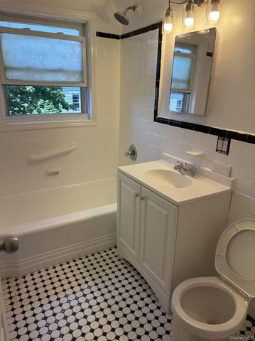 87-11 57th Avenue 3, Elmhurst, NY 11373