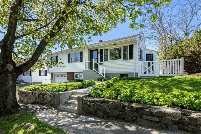 6 Glen Road, Peabody, MA 01960