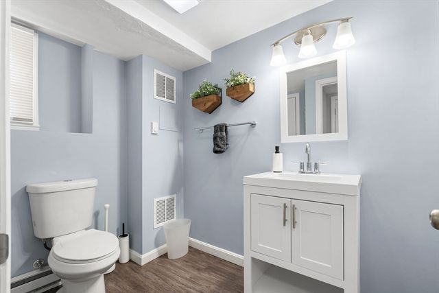 6 Glen Road, Peabody, MA 01960