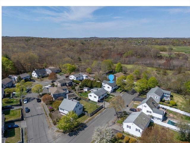 6 Glen Road, Peabody, MA 01960