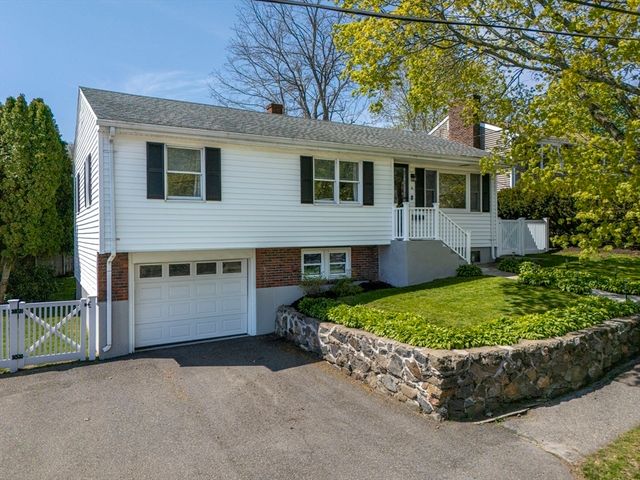 6 Glen Road, Peabody, MA 01960