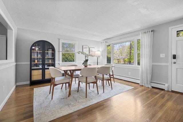 6 Glen Road, Peabody, MA 01960