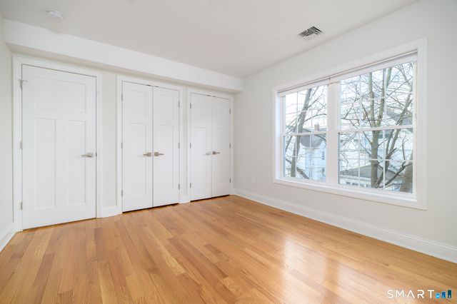 20 Third Street 18, Stamford, CT 06905