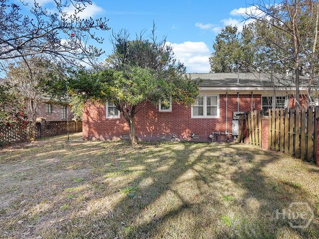 29 E 62nd Street, Savannah, GA 31405