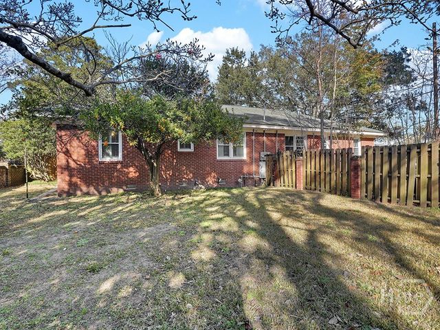 29 E 62nd Street, Savannah, GA 31405