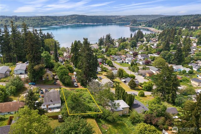 3630 W D Street, Bremerton, WA 98312