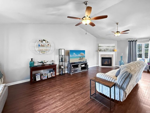 410 Chevoit Court, West Lafayette, IN 47906