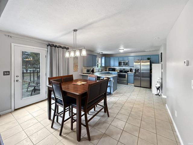 410 Chevoit Court, West Lafayette, IN 47906