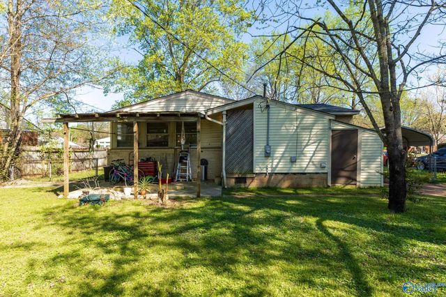 2916 Holiday Drive SW, Huntsville, AL 35805