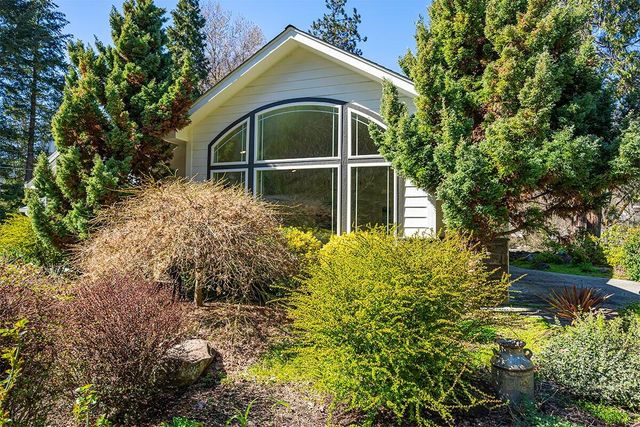 8550 Rogue River Highway, Grants Pass, OR 97527