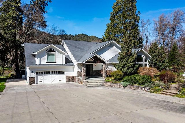 8550 Rogue River Highway, Grants Pass, OR 97527