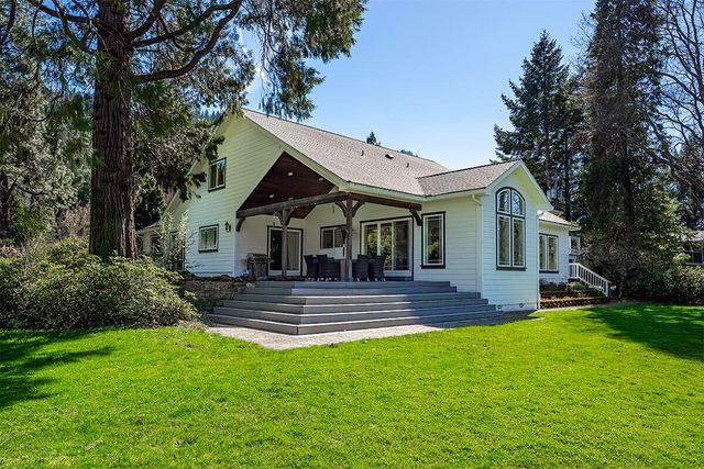 8550 Rogue River Highway, Grants Pass, OR 97527