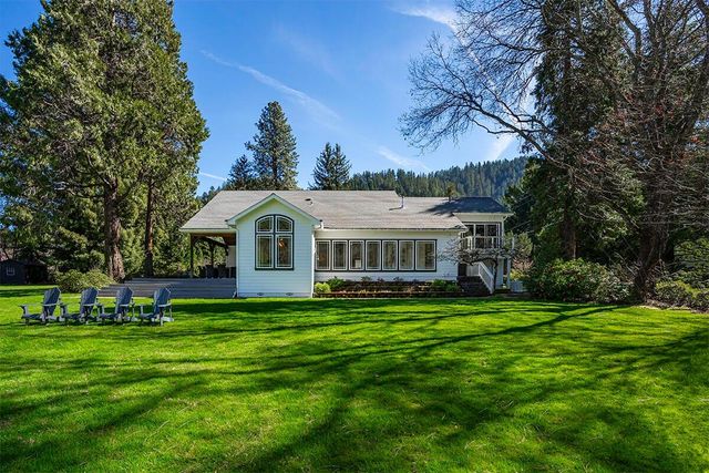 8550 Rogue River Highway, Grants Pass, OR 97527